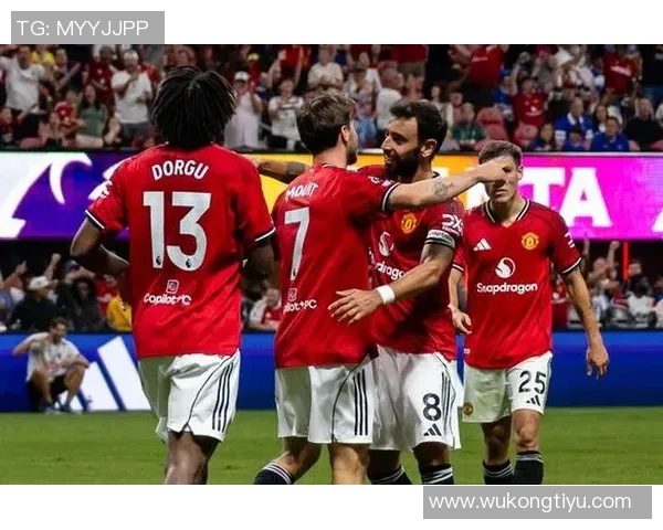 姆伯莫三球一助攻助曼联连胜官方宣布其为十月最佳球员