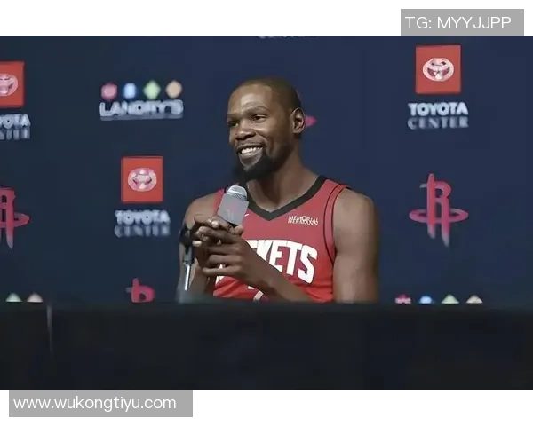 杜兰特谈火箭新赛季压力期待球队在聚光灯下展现实力 杜兰特谈火箭新赛季压力期待球队在聚光灯下展现实力