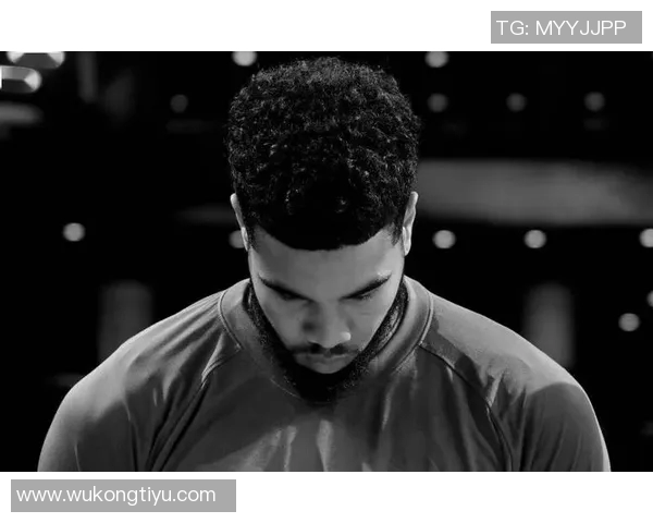 怀特称赞塔图姆努力提升自我并将这种精神融入康复训练中 怀特称赞塔图姆努力提升自我并将这种精神融入康复训练中