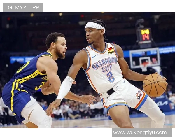 兰德尔赛季数据亮眼场均272分65篮板52助攻命中率高达56三分命中率47